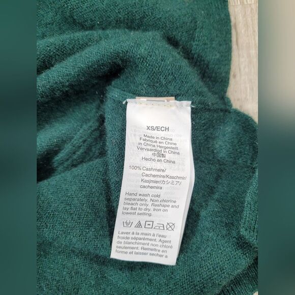 100% CASHMERE MEDIUM WEIGHT SWEATER lightly worn J.Crew w-xs dark green. - Picture 9 of 9